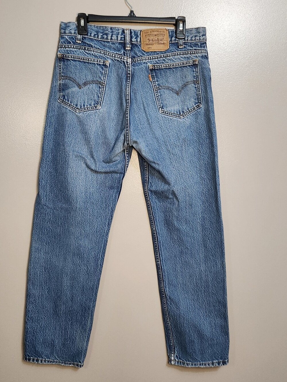 Vintage Levi's 505 Orange Tab Jeans Size 34/30